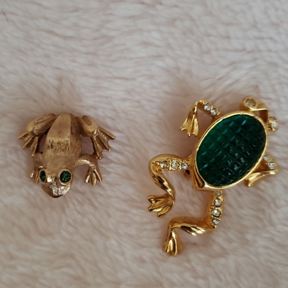 Avon & Unknown Jewelry - Two Adorable Frog Pins